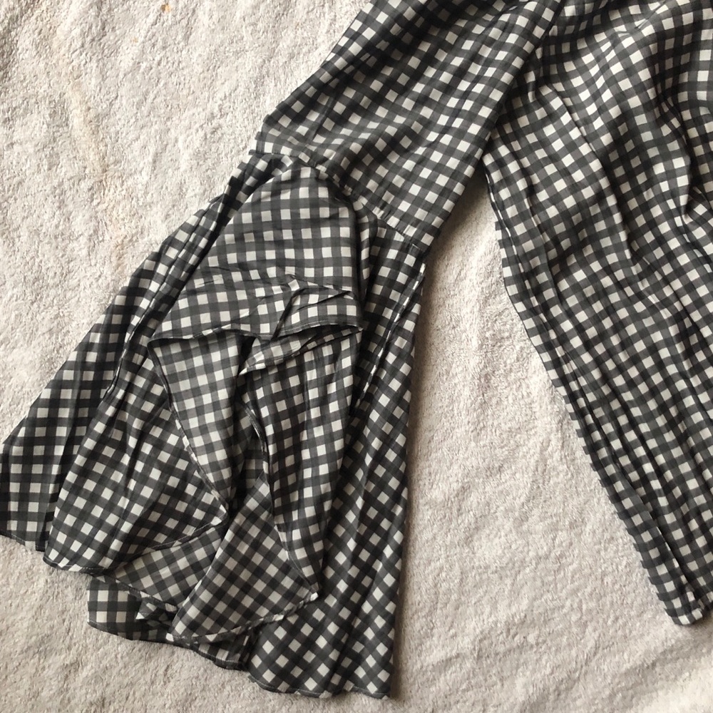 Gingham Print Ruffled Top - Picture 6 of 6